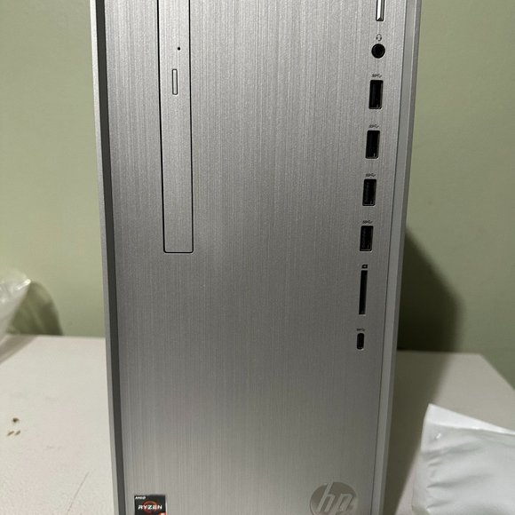 HP Pavillion Desktop PC - Picture 1 of 3